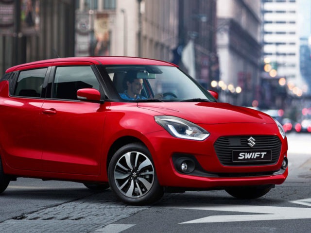 Suzuki Swift dans la rue