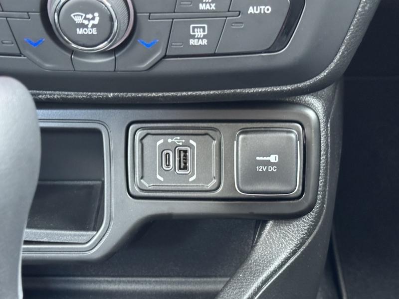 JEEP Renegade, photo 24