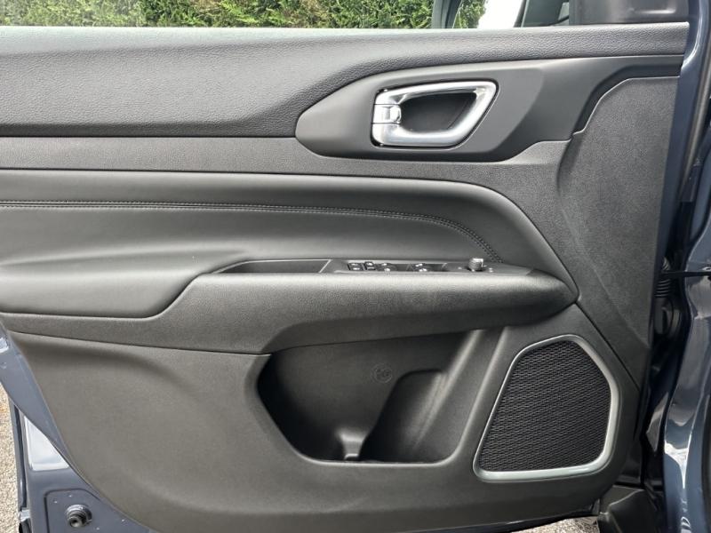 JEEP Compass, photo 24