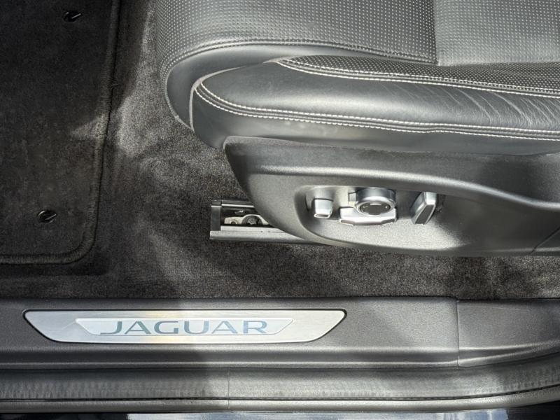 JAGUAR E-Pace, photo 32