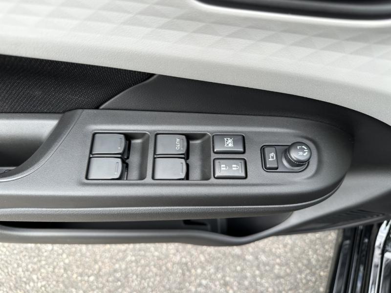SUZUKI Swift, photo 24