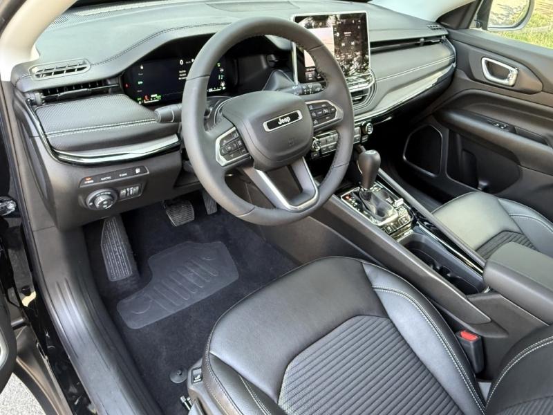 JEEP Compass, photo 28