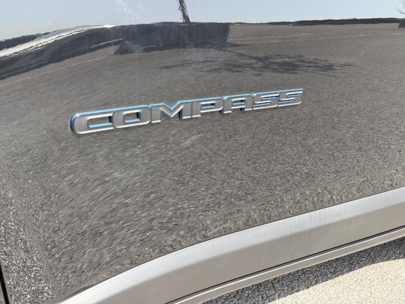 JEEP Compass, photo 32
