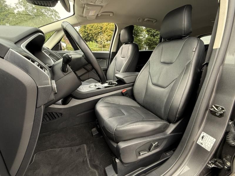 FORD S-MAX, photo 8