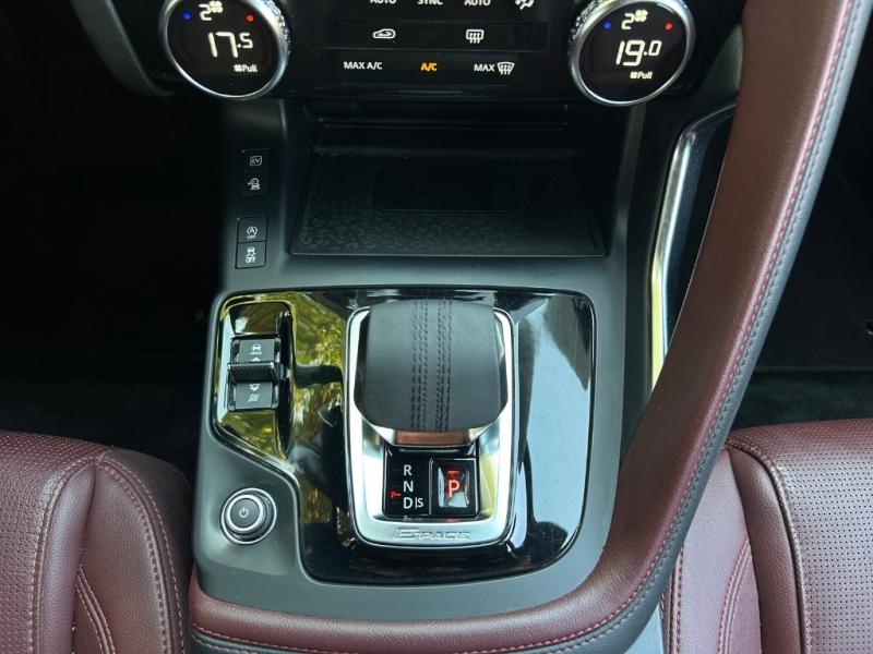 JAGUAR E-Pace, photo 30