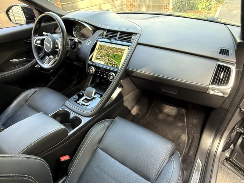 JAGUAR E-Pace, photo 15