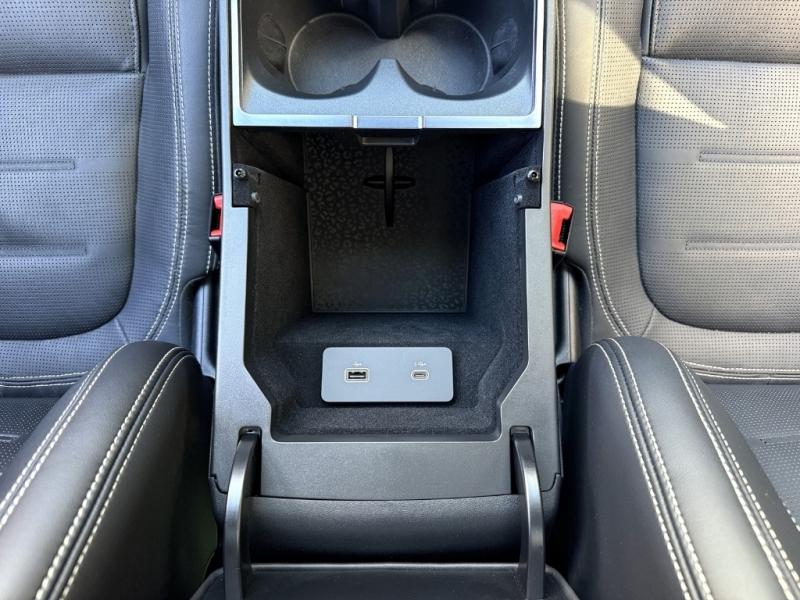 JAGUAR E-Pace, photo 31