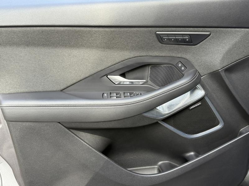 JAGUAR E-Pace, photo 32