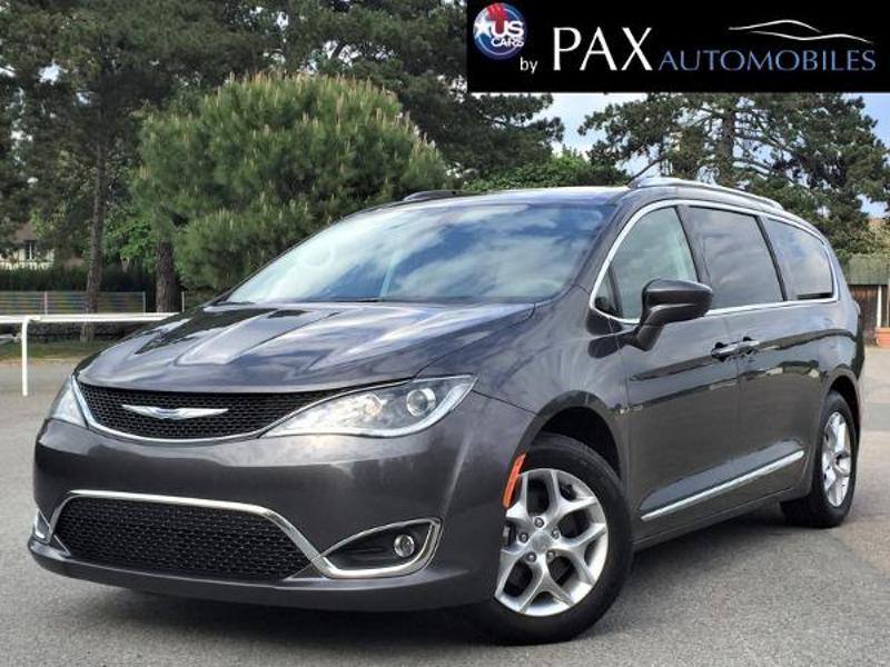 CHRYSLER Pacifica, photo 1