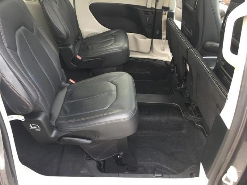 CHRYSLER Pacifica, photo 10