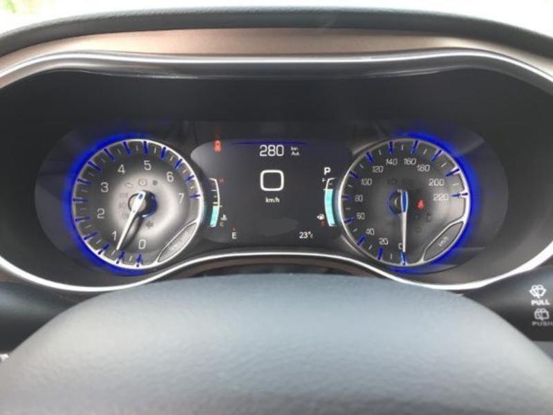 CHRYSLER Pacifica, photo 15