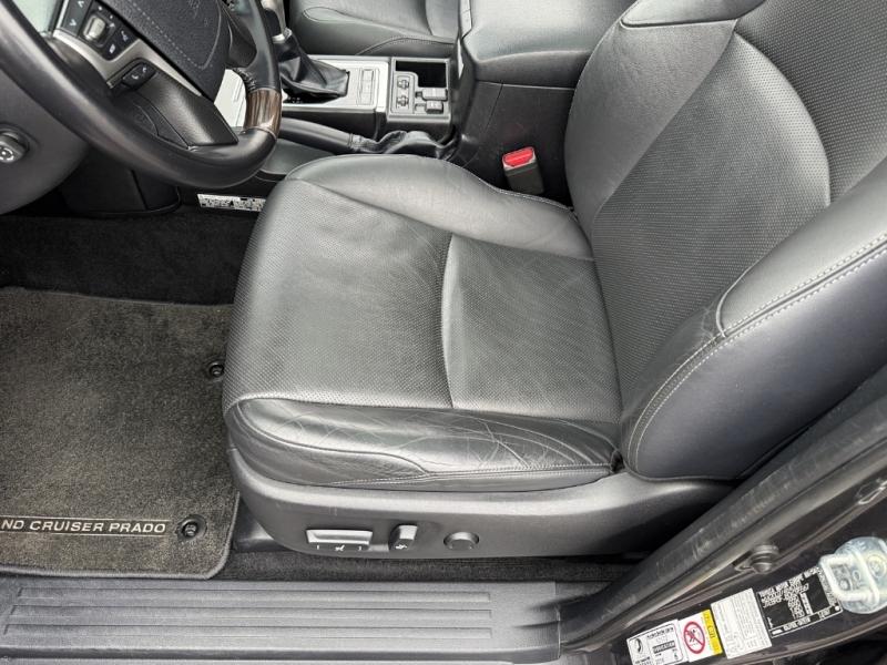 TOYOTA Land Cruiser, photo 32