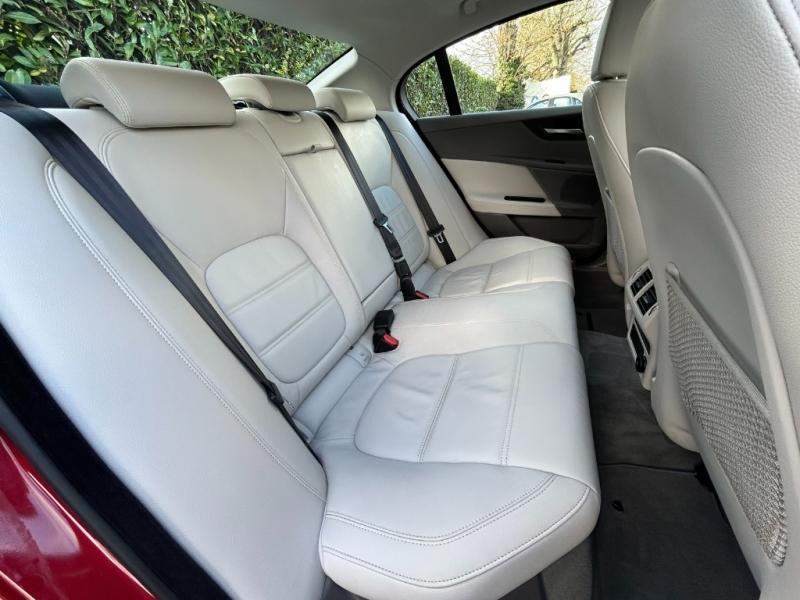 JAGUAR XE, photo 10