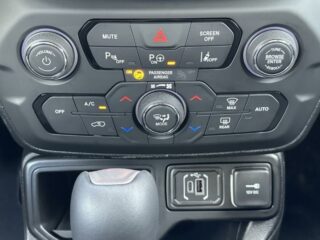 JEEP Renegade, photo 23