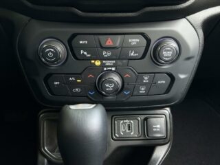 JEEP Renegade, photo 25