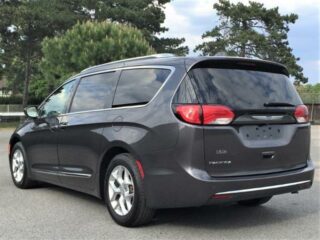 CHRYSLER Pacifica, photo 2