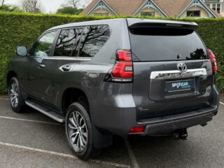 TOYOTA Land Cruiser, photo 2