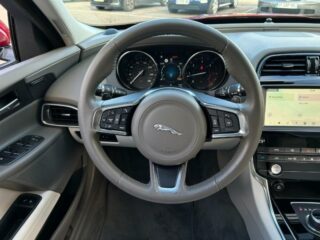 JAGUAR XE, photo 15