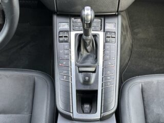 PORSCHE Macan, photo 21