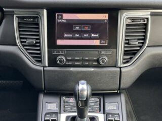 PORSCHE Macan, photo 23